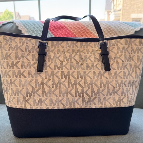 Michael Kors Blue and White Floral Tote - Picture 3 of 4